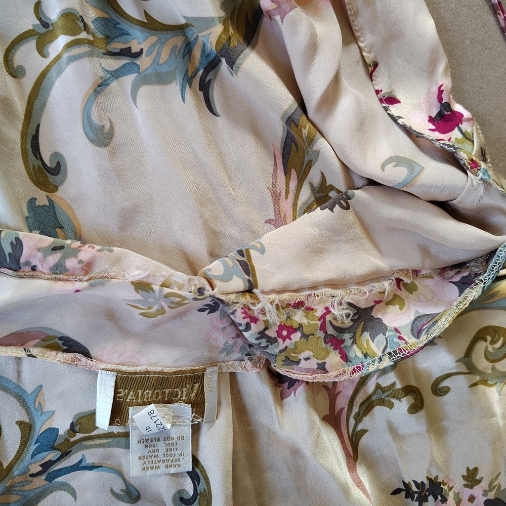 Vintage Victoria's Secret Silk Slip Dress Small Ethereal Dainty Floral Filigree - Picture 15 of 16